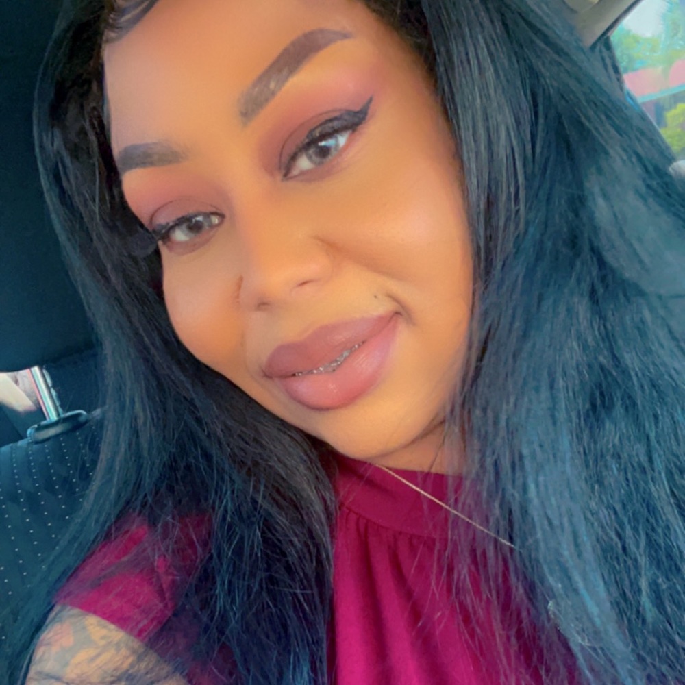 Meet your Posher, Faith